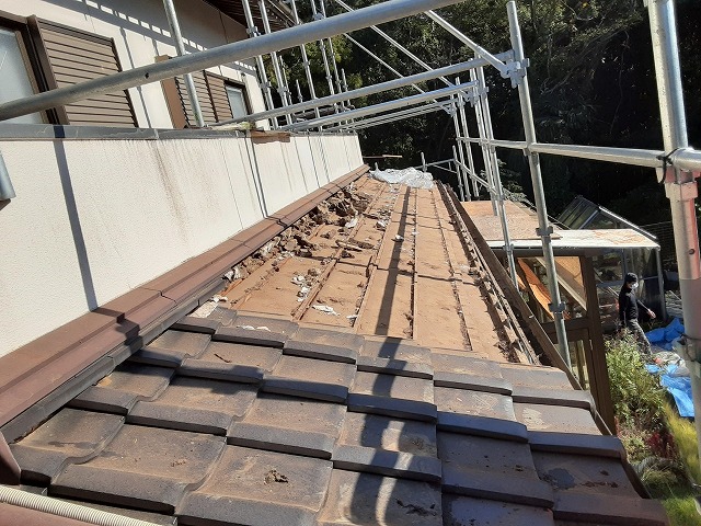 下屋根葺き替え